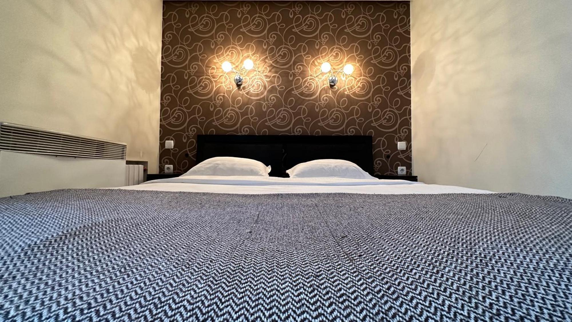 דנייפרופטרובסק Apartment On Nauki Avenue 102 מראה חיצוני תמונה