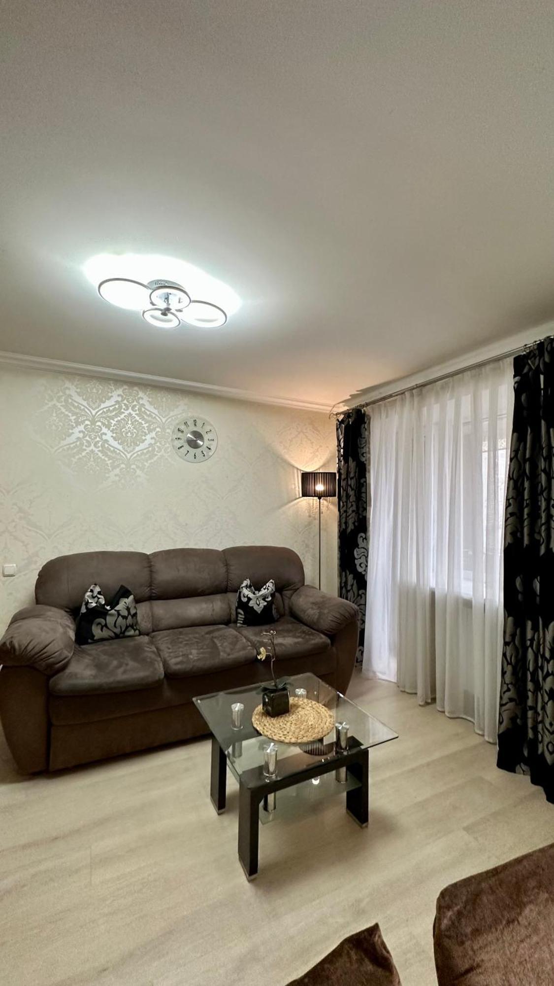 דנייפרופטרובסק Apartment On Nauki Avenue 102 מראה חיצוני תמונה