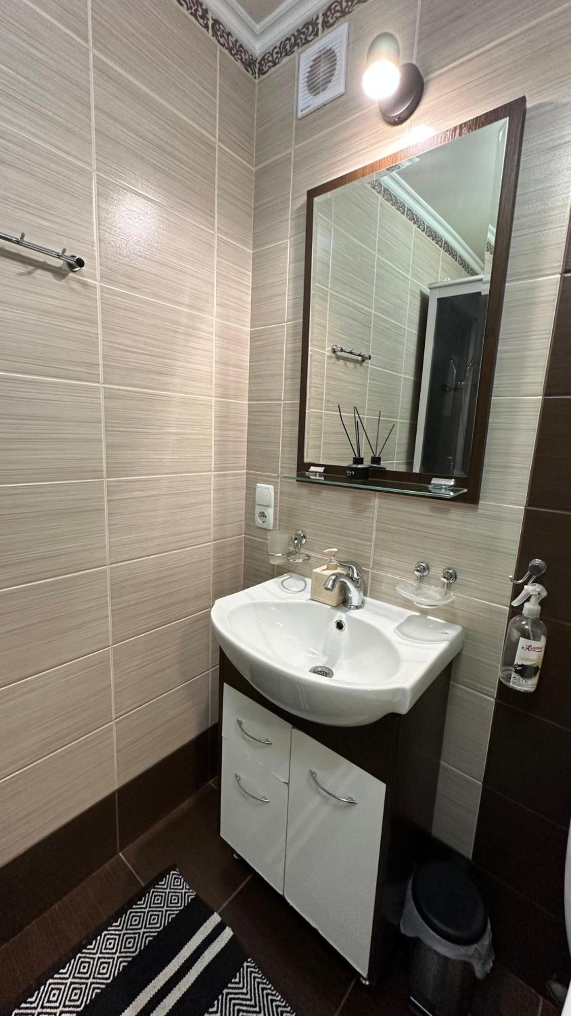דנייפרופטרובסק Apartment On Nauki Avenue 102 מראה חיצוני תמונה