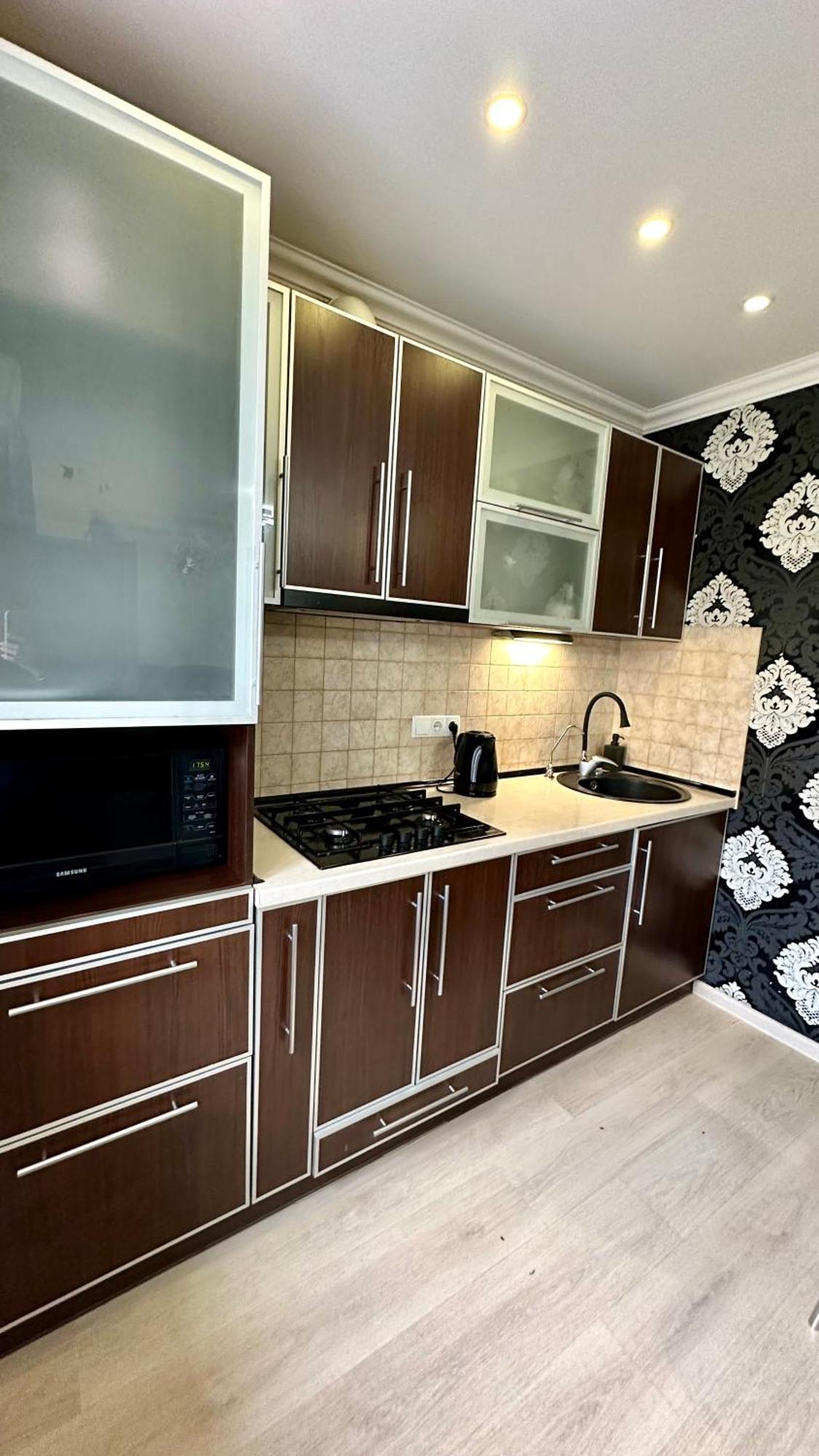 דנייפרופטרובסק Apartment On Nauki Avenue 102 מראה חיצוני תמונה