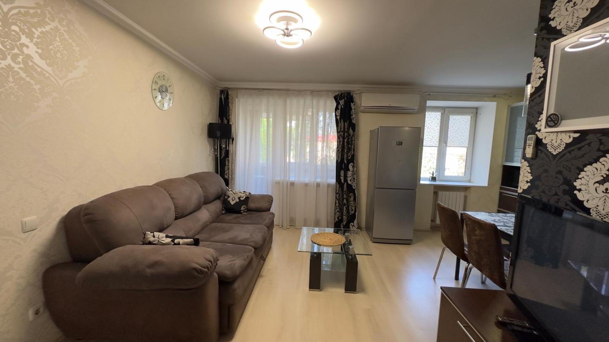 דנייפרופטרובסק Apartment On Nauki Avenue 102 מראה חיצוני תמונה